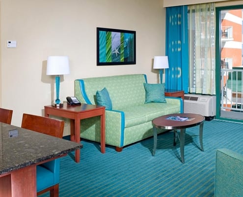 Virginia Beach hotel - deluxe oceanfront queen bed suite