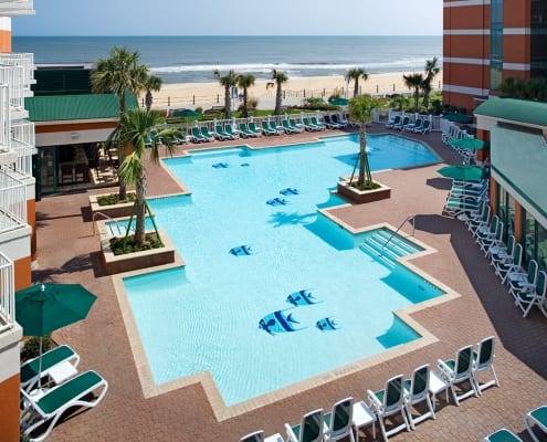 Virginia Beach hotel - Holiday Inn and Suites oceanfront pool