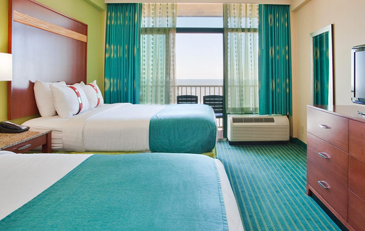 Virginia Beach hotel - oceanfront 2 queen bed room