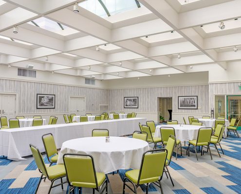 HolidayInn-VB-North-Gallery-NewAtrium25-1