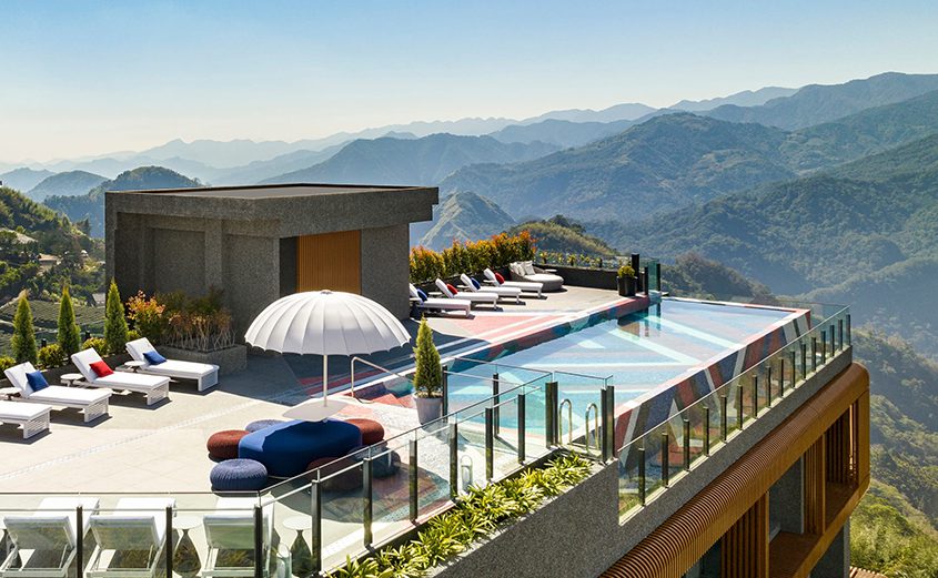 Special offers on Virginia Beach Oceanfront Hotel - earn 2X points